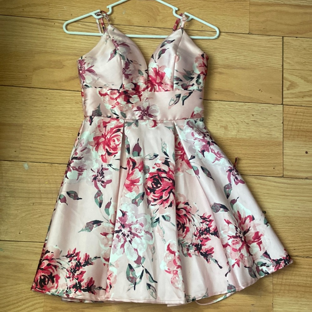 homecoming dress,size 3, worn once!!